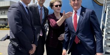 Llega a Caracas el secretario de Interior de EE.UU. para evaluar el sector minero