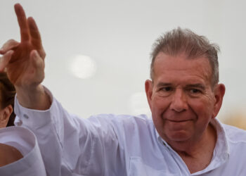 González Urrutia recibe atención médica por «dolencia en la cadera», informa su equipo