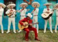 Mariachi de Guadalajara siente orgullo de ‘abrazar’ con Bruno Mars la cultura latina
