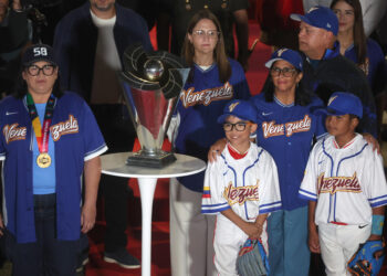 Delcy Rodríguez gestiona con EEUU visita a Venezuela de jugadores que ganaron el Clásico