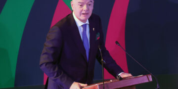 Infantino asegura la participación de Irán en el Mundial: «No hay plan B, C o D»