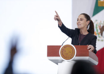 México busca eliminar aranceles al acero, aluminio y vehículos en revisión del T-MEC