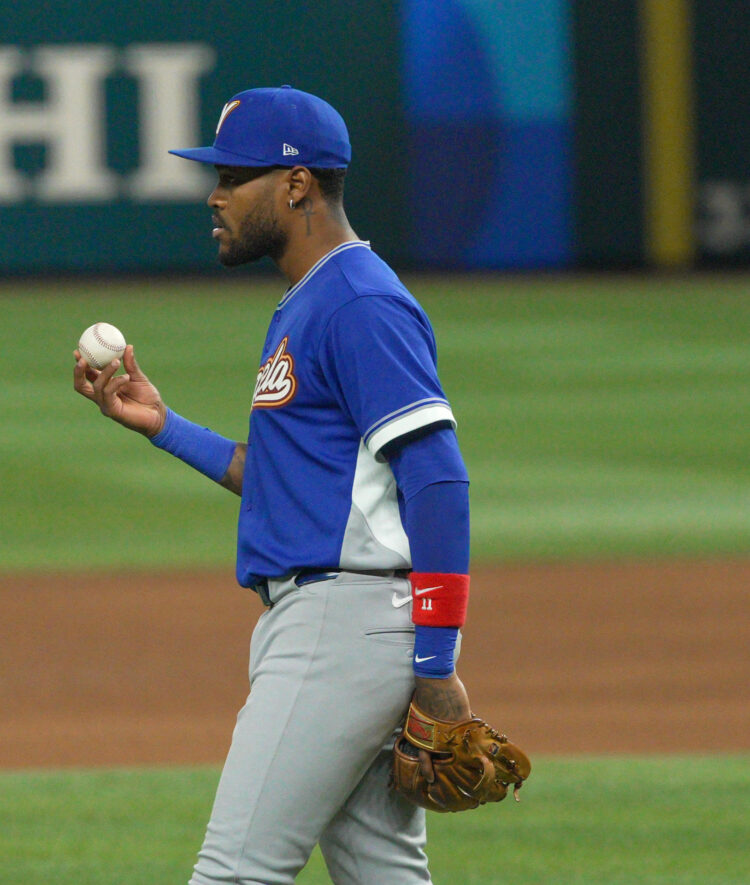 El campocorto venezolano Maikel García fue nombrado este martes 'MVP' de la sexta edición del Clásico Mundial de Béisbol que su país ganó por 3-2 a Estados Unidos en Miami. EFE/ Alberto Boal