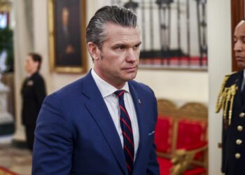 El jefe del Pentágono asegura que EE.UU. está ganando de «manera contundente» a Irán