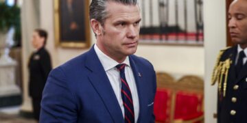 El jefe del Pentágono asegura que EE.UU. está ganando de «manera contundente» a Irán