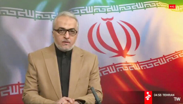 Captura de video tomada del canal de televisión Tehran TV que muestra a un presentador durante una transmisión. EFE/ Tehran TV /SOLO USO EDITORIAL/ NO VENTAS/ SOLO DISPONIBLE PARA ILUSTRAR LA NOTICIA QUE ACOMPAÑA (CRÉDITO OBLIGATORIO)