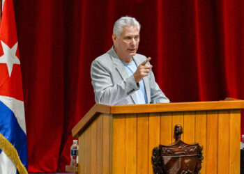 Díaz-Canel carga contra la «brutal» presión de EEUU sobre Latinoamérica para aislar a Cuba