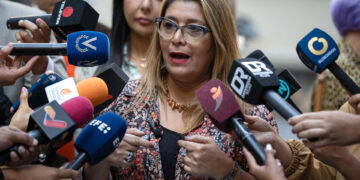 Debaten sobre protección al ejercicio del periodismo en Venezuela