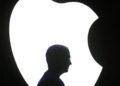 Apple cumple medio siglo: del garaje de Jobs a la carrera de la inteligencia artificial