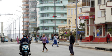 Cuba permitirá a sus ciudadanos en el extranjero invertir en empresas privadas de la isla
