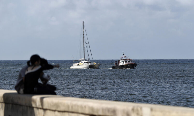 Llegan a Cuba los dos barcos del Convoy Nuestra América desaparecidos en el Caribe
