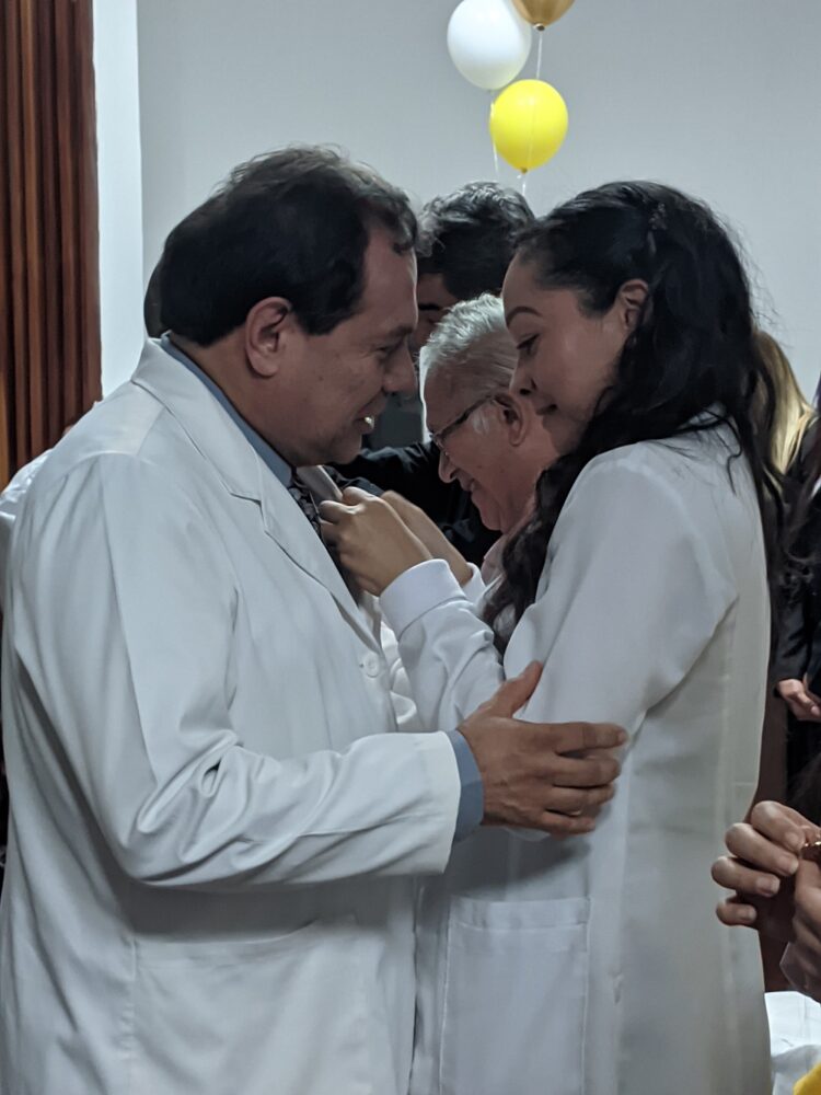 Iahula celebró el Día del Médico con Sesión Solemne del CLEBM