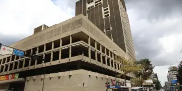 Especialistas plantean ajustes en políticas macroeconómicas tras revisar cifras del BCV