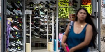 Venezuela acumula una inflación de 51,9% en los dos primeros meses del año, según el BCV