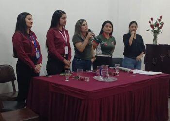 El IUTIRLA – Valera conmemoró el Día Internacional de la Mujer con el foro “+ Mente + Voz”