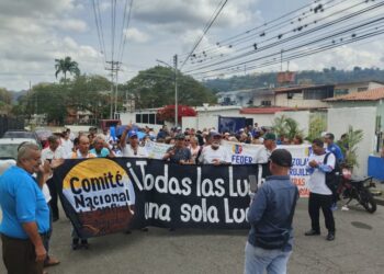 Magisterio trujillano exige al Estado salarios dignos ante “bonanza económica verificable” del país   