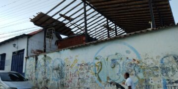 Denuncian afectación a la vivienda de Ramón Palomares en Escuque por construcción colindante