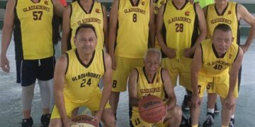 Se calienta la copa «Hermis Peñaloza» de baloncesto Máster en categoría 60 años