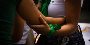 Ni el asedio ni el silencio: las defensoras venezolanas reinventan la resistencia a través del cuidado y la memoria