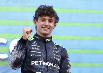 Antonelli gana en Suzuka y se convierte en el líder más joven de la historia de la F1