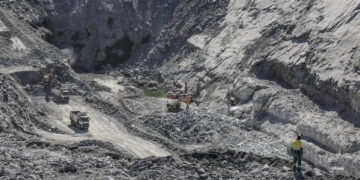 La extracción de minerales raros, una disputa con repercusiones ambientales y sociales