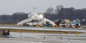 Controlador aéreo tras el accidente en el aeropuerto de Nueva York: «Metí la pata»
