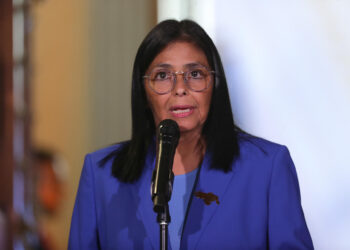 Delcy Rodríguez pide participar en primera votación de proyectos tras agresión de EE.UU.