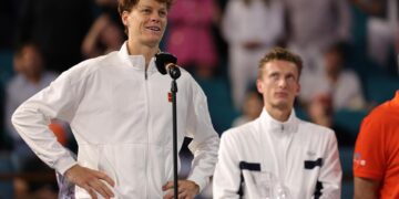 Sinner se acerca a Alcaraz