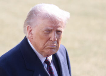 Trump dice que la «gran oleada» de ataques contra Irán no ha ocurrido pero será «pronto»