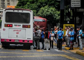 En Gaceta Oficial aumento de pasaje mínimo a 100 bolívares