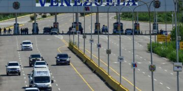 Delcy Rodríguez y Gustavo Petro se reunirán el viernes en el puente Tienditas