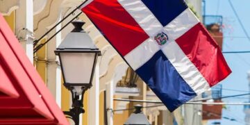 Venezolanos deberán hacer trámites en Bogotá para viajar a República Dominicana