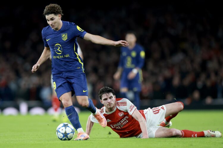 Julian Alvarez, en el partido del pasado 21 de octubre contra el Arsenal. EFE/EPA/NEIL HALL