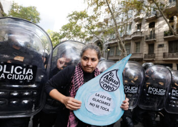 El Congreso argentino aprueba reforma a la ley de glaciares para promover la minería