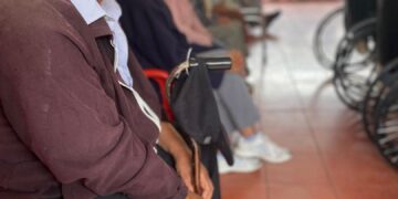 Estudiantes de psicología social visitan al geriátrico San José 