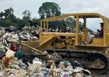 Máquina del vertedero de basura de Boconó fue reparada tras llamado de la comunidad 