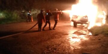 Un vehículo y una vivienda presentaron incendios este fin de semana en Boconó 