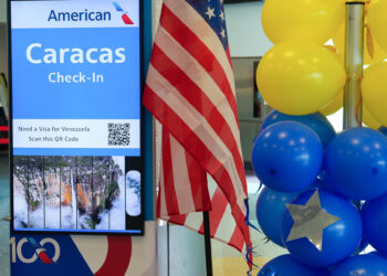 Despega de Miami el primer vuelo comercial directo entre EE.UU. y Venezuela en siete años