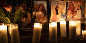 Vigilia en la capital dominicana recuerda a las 236 víctimas de la tragedia de la Jet Set