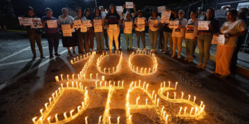 Familiares de presos políticos cumplen 100 días de vigilias frente a cárceles venezolanas