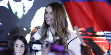 Políticos colombianos rechazan las amenazas de muerte contra candidata Paloma Valencia