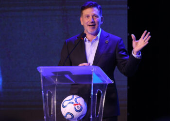 El presidente de la Conmebol sueña con una final sudamericana en el Mundial 2026