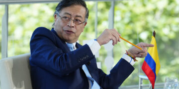 Petro carga contra Rubio y elogia a España frente el renacer de Hitler en Europa