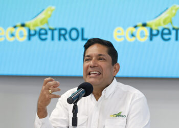Ecopetrol buscará fortalecer industria petrolera en Colombia y hacer negocios en Venezuela