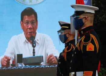 La Corte Penal Internacional confirma todos los cargos contra Duterte y lo envía a juicio