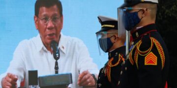 La Corte Penal Internacional confirma todos los cargos contra Duterte y lo envía a juicio
