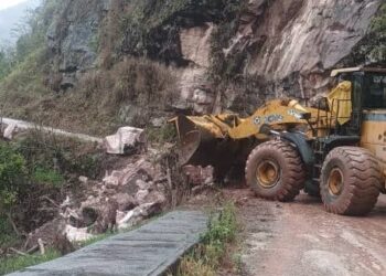 Mérida | Reabierta vía del sector Las Peñas de la parroquia Canaguá