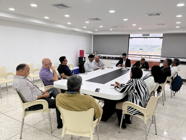 La Junta Directiva aprobó sumarse al paro convocado por la Apucv. Foto: Prensa Apula