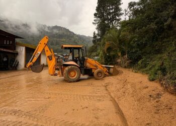  Mérida | Despliegna operativo de emergencia en el sector Pozo Azul tras intensas lluvias