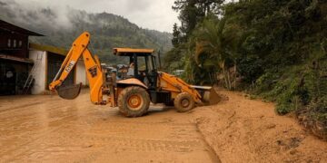  Mérida | Despliegna operativo de emergencia en el sector Pozo Azul tras intensas lluvias